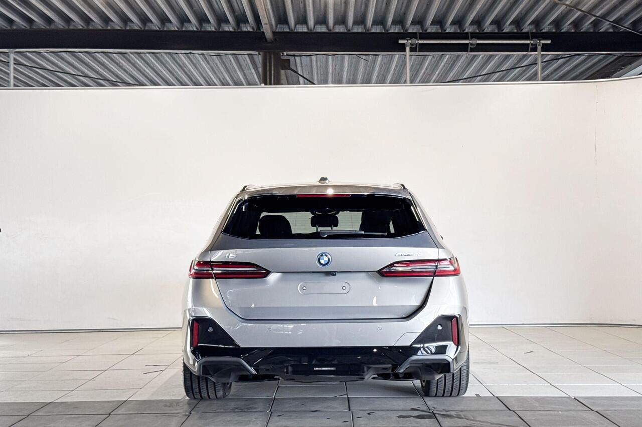 BMW i5 Touring eDrive40 84 kWh
