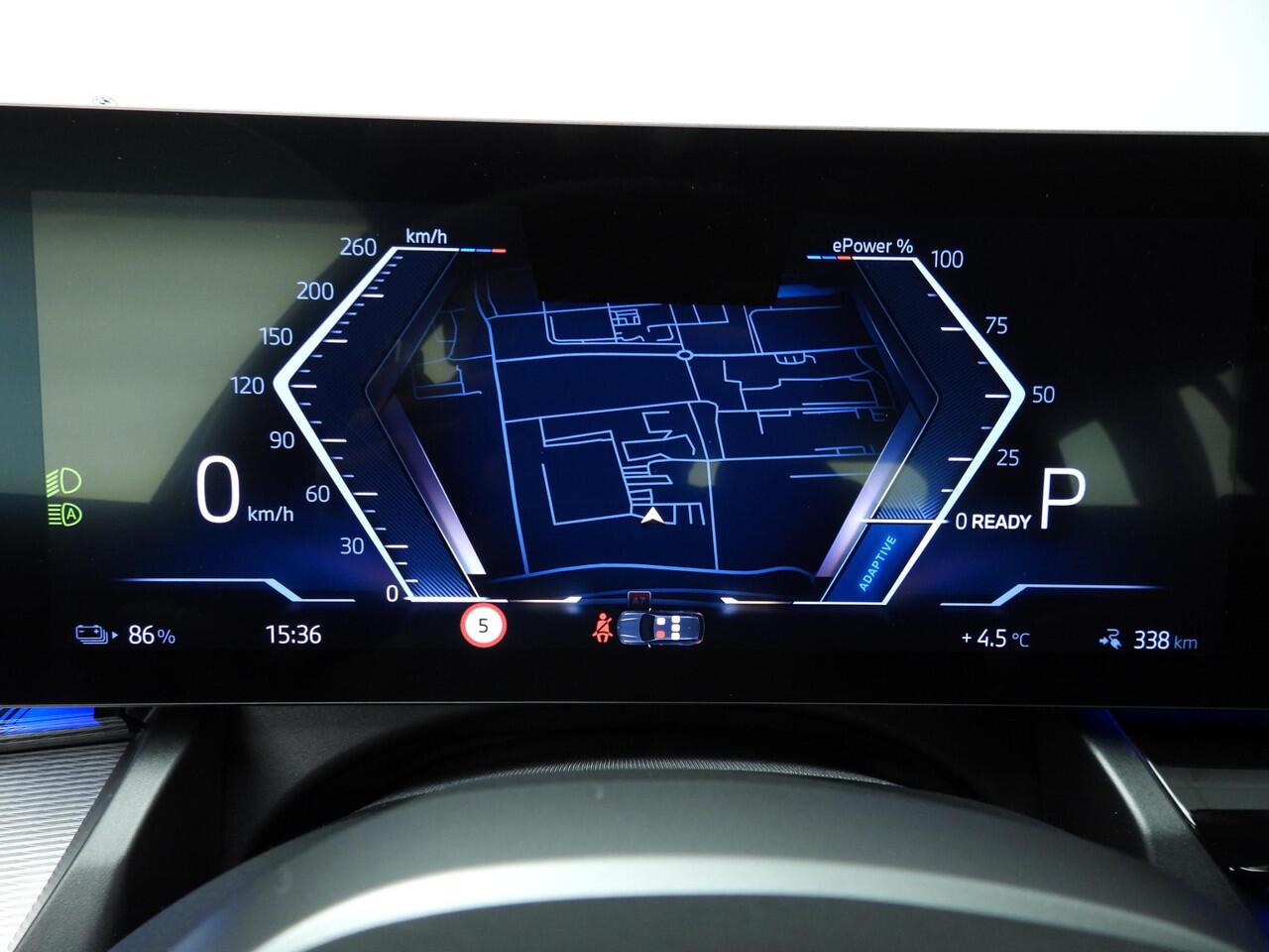 BMW i5 Touring eDrive40 | M-Sportpakket | LED | Leder | Navigatie | Active cruise | Trekhaak | Sportstoelen | DAB | Alu 20 inch