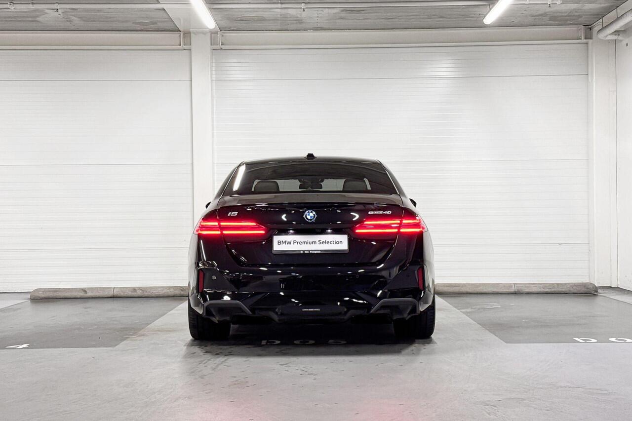 BMW i5 Sedan eDrive40 84 kWh