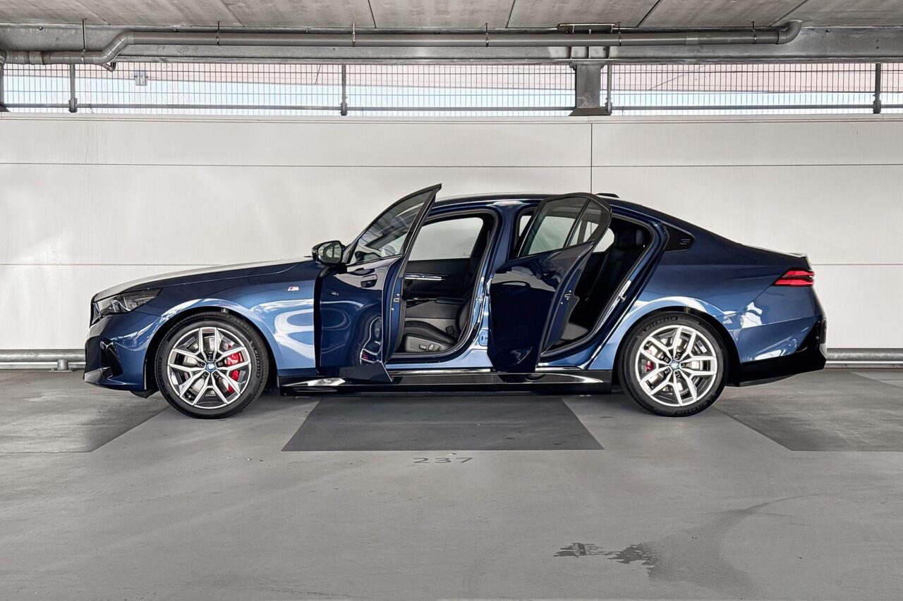 BMW i5 Sedan M60 xDrive 84 kWh