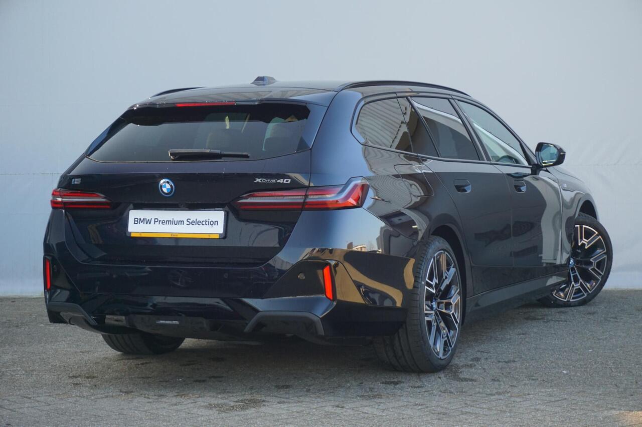 BMW i5 xDrive40 Touring | M Sportpakket Pro | Innovation Pack | Travel Pack | Comfort Pack | Ekris Selection