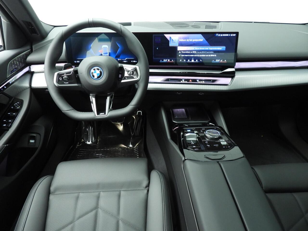 BMW i5 Sedan eDrive40 | M Sport Edition | M Sportpakket Pro | Innovation Pack | Travel Pack | Comfort Pack