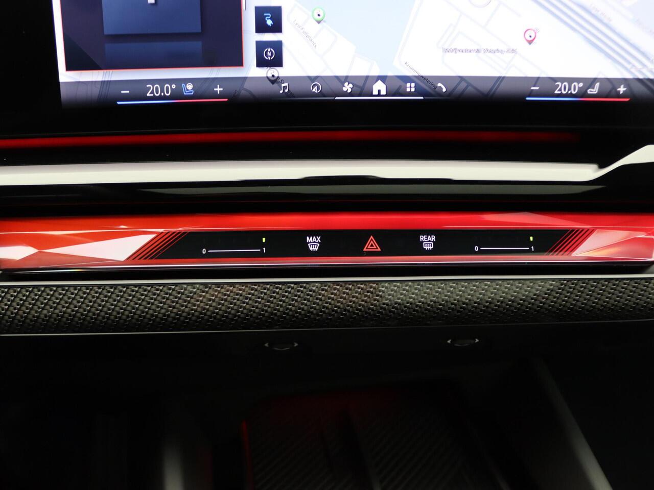 BMW i5 Touring eDrive40 M Sportpakket Pro | Panoramadak | Stoelverstelling elektrisch met memory | Bowers & Wilkins | 20"