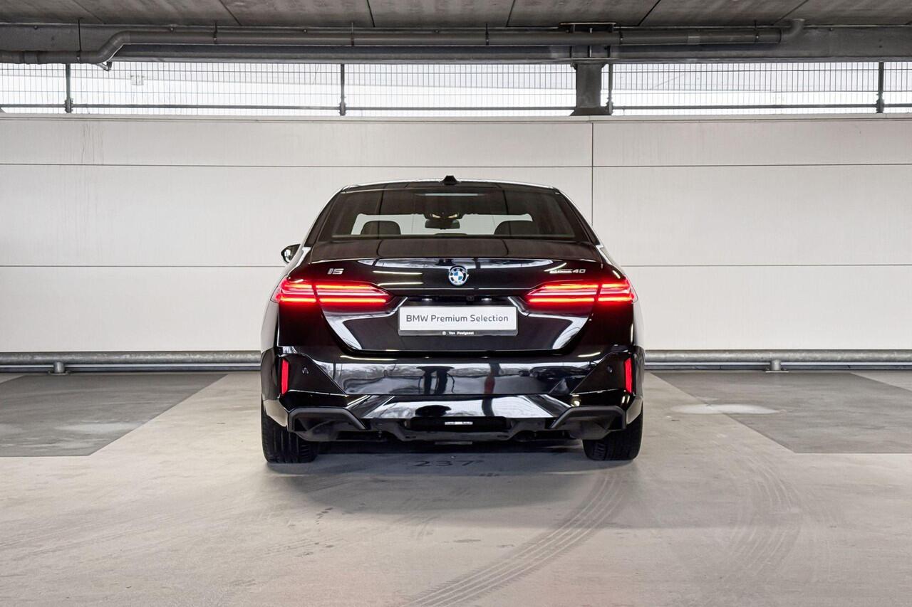 BMW i5 Sedan eDrive40 84 kWh | Selections
