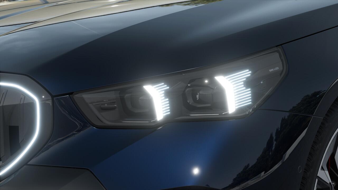 BMW i5 eDrive40 M Sport / Panoramadak / Bowers & Wilkins / Adaptieve LED / Comfort Access / Parking Assistant Plus / Stoelventilatie / M Sportonderstel / Stuurverwarming