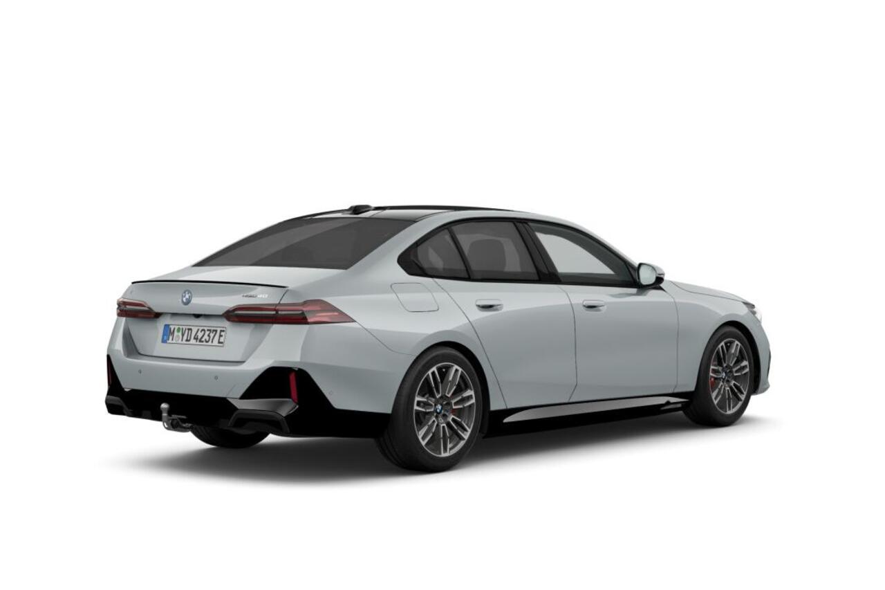 BMW i5 Sedan eDrive40 M Sport Edition | M Sport Pro | Innovation Pack | Travel Pack | Comfort Pack | Trekhaak