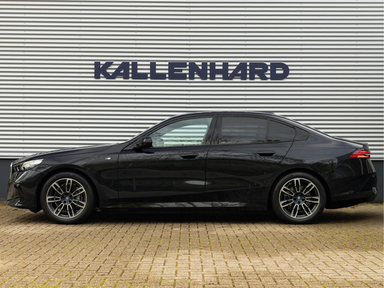 BMW i5 eDrive40 M-Sport - Onderstel Prof - Driving Ass Plus - Comfortstoelen