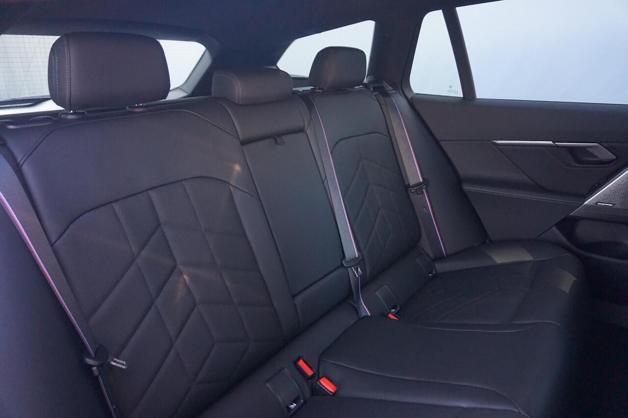 BMW i5 xDrive40 Touring | M Sportpakket Pro | Innovation Pack | Travel Pack | Comfort Pack | Ekris Selection