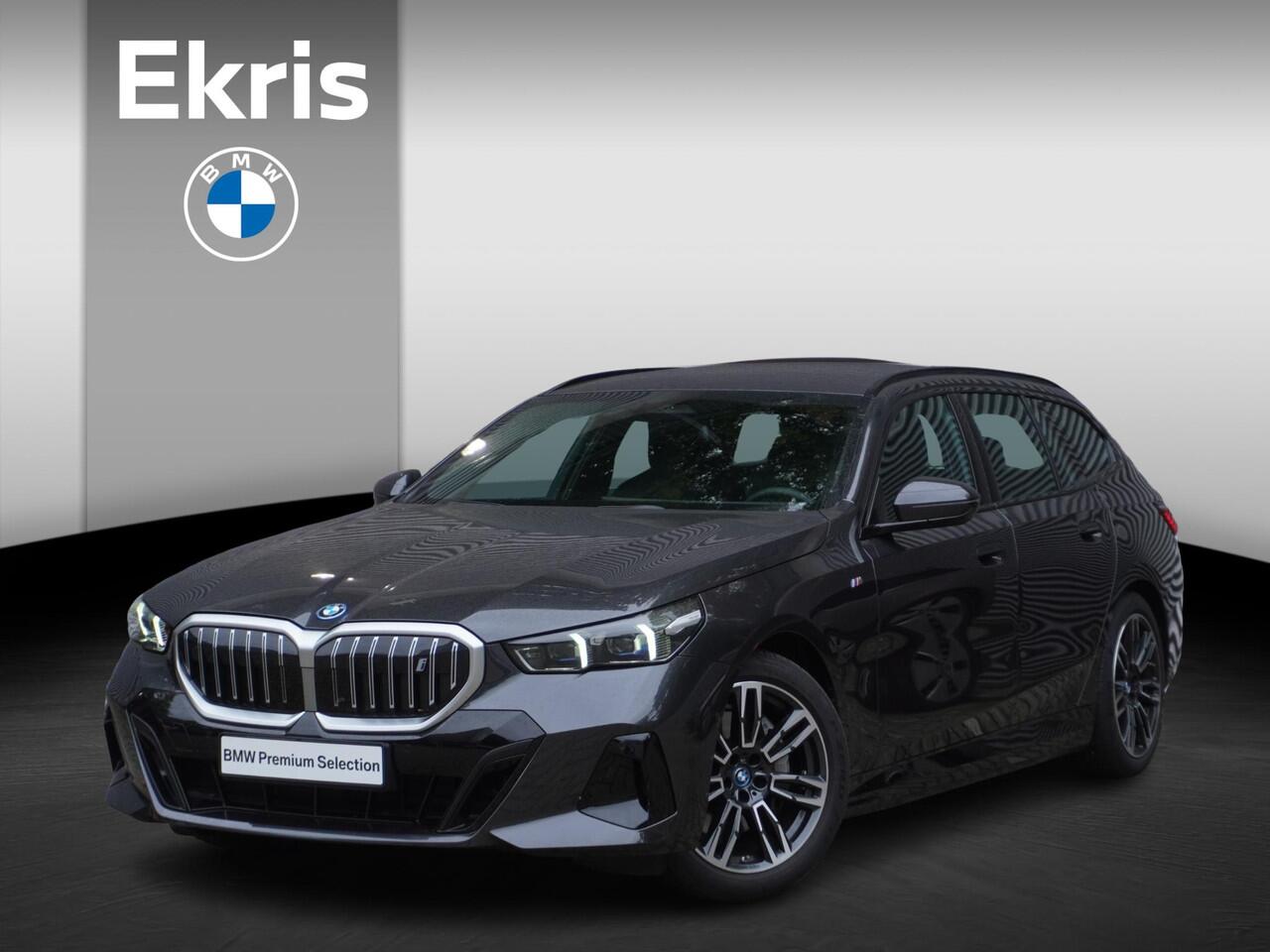 BMW i5 Touring eDrive40 M Sportpakket | Trekhaak met elektrisch wegklapbare kogel | Driving Assistant Plus | Parking Assistant | Alarmsysteem klasse 3