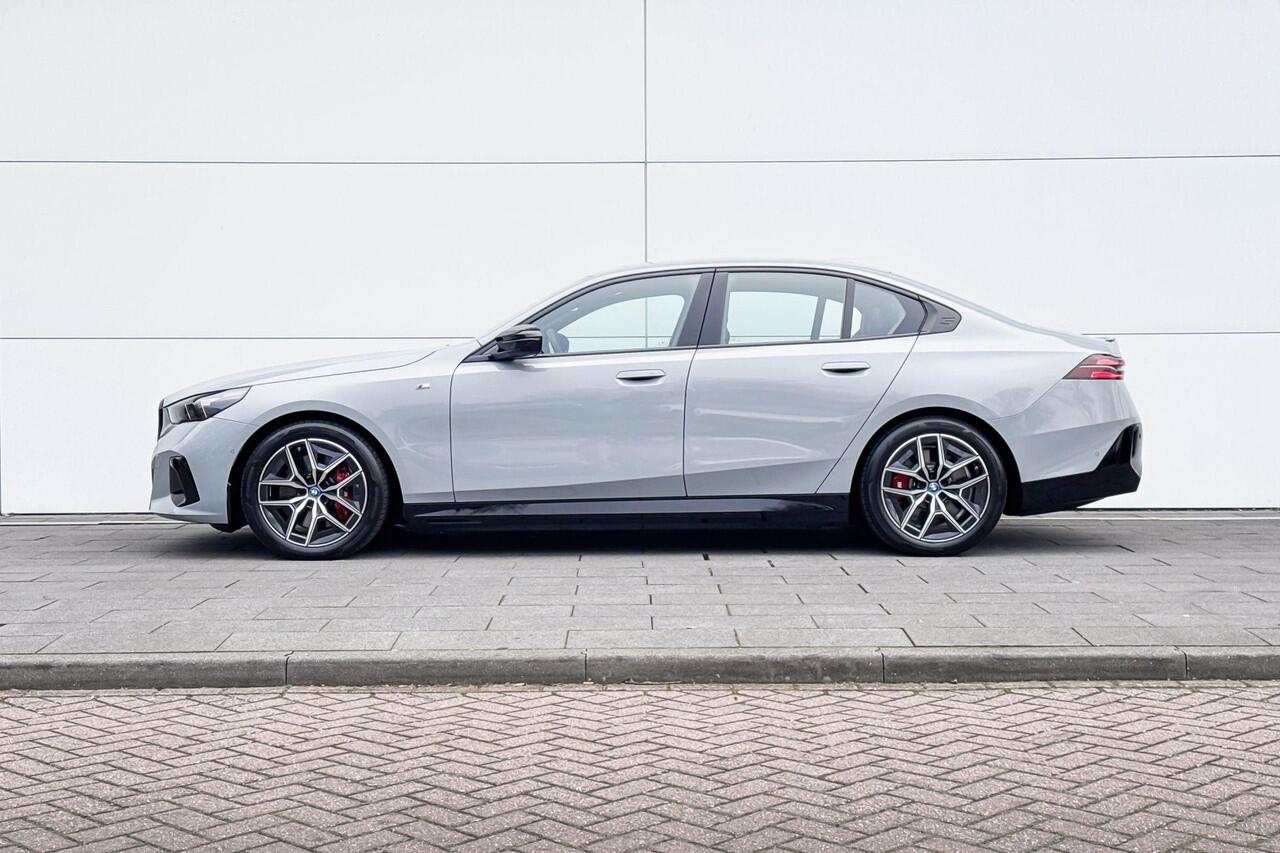 BMW i5 Sedan M60 xDrive 84 kWh