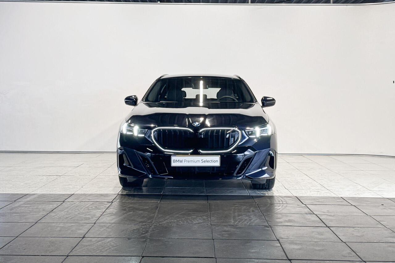 BMW i5 Touring eDrive40 M Sport Edition Innovation Pack | Selections