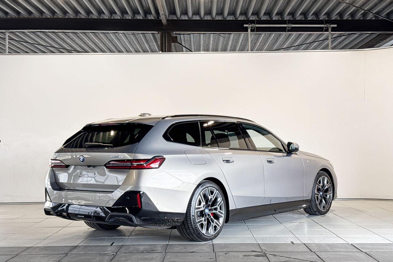 BMW i5 Touring eDrive40 84 kWh