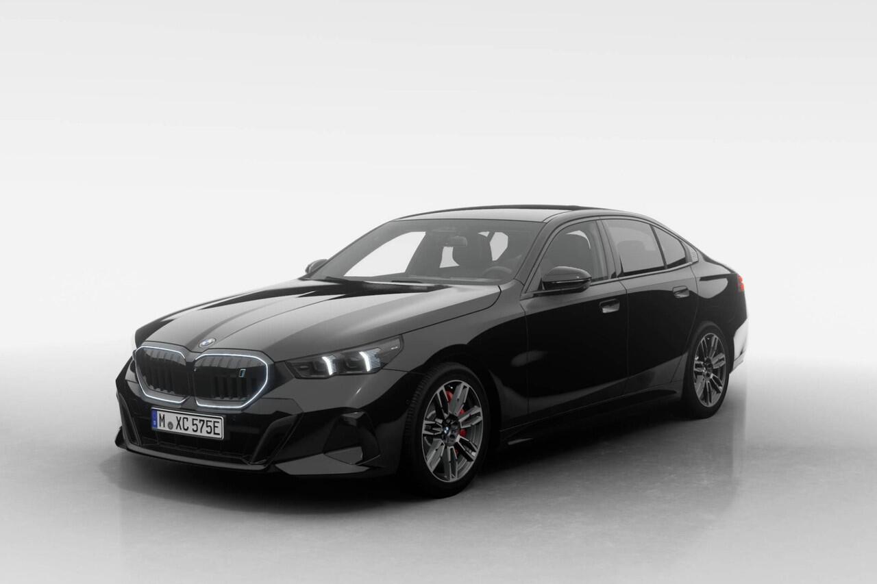 BMW i5 Sedan eDrive40 M Sport Edition | M Sport Pro | Innovation Pack | Travel Pack | Comfort Pack | Showroomvoordeel | ElectricDeals