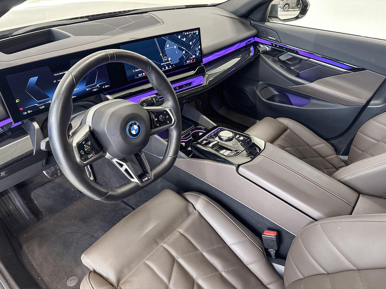 BMW i5 Touring eDrive40 84 kWh