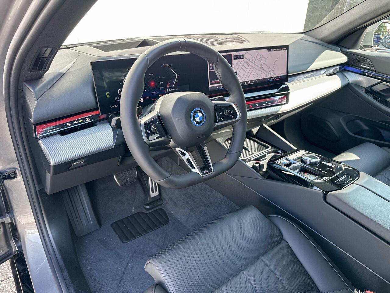 BMW i5 Sedan eDrive40 | M Sport Pro | Innovation Pack | Travel Pack | Comfort Pack