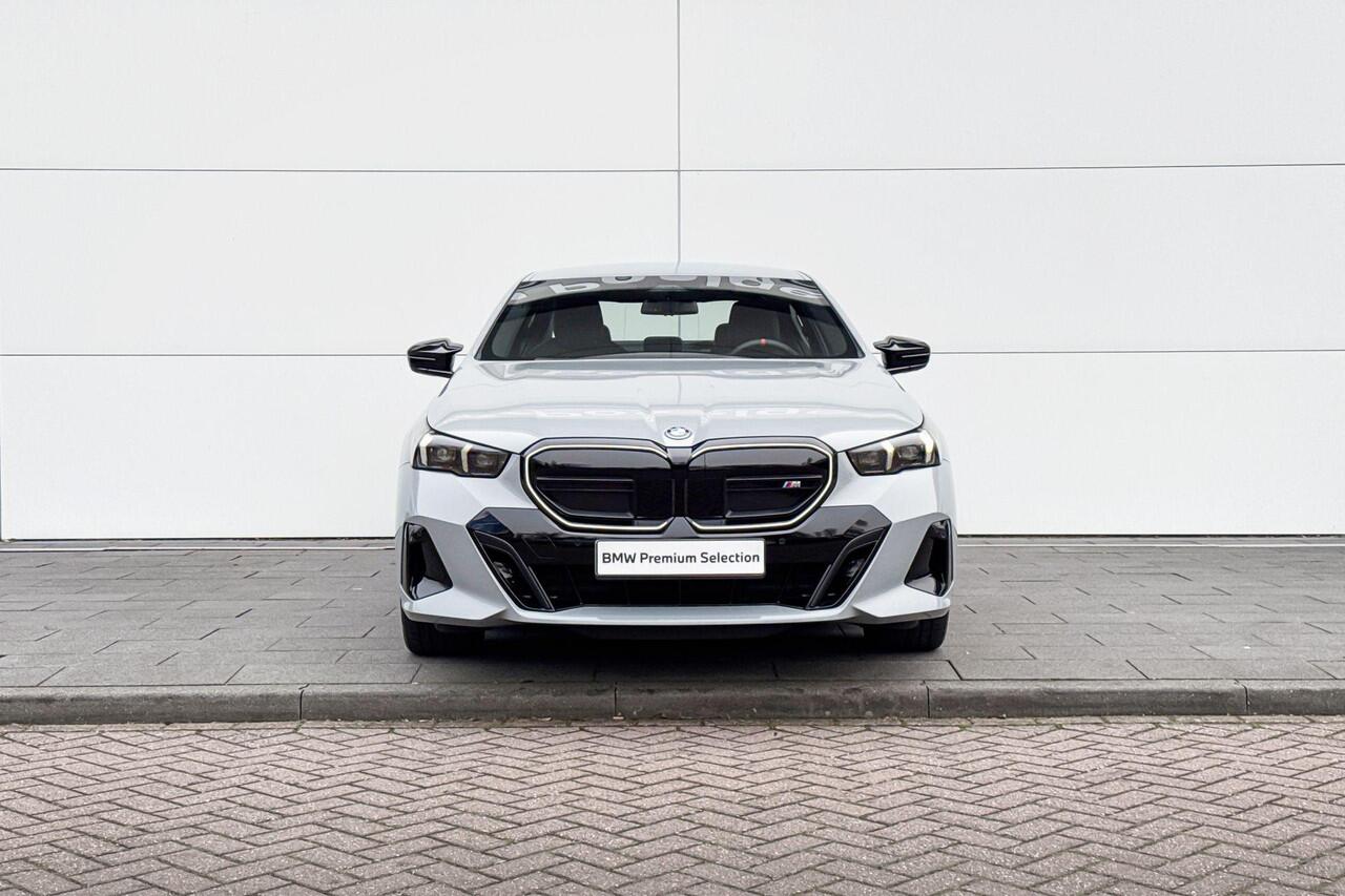 BMW i5 Sedan M60 xDrive 84 kWh