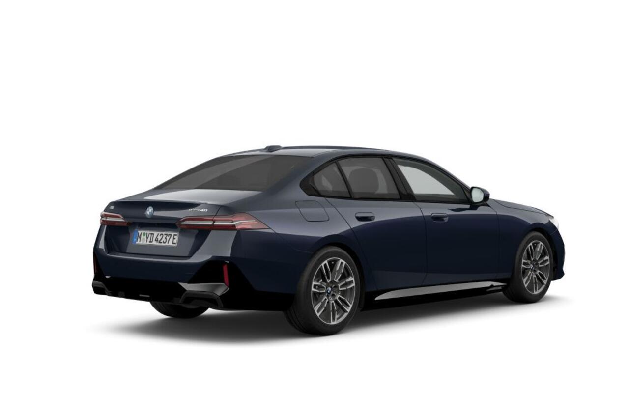 BMW i5 Sedan eDrive40 M Sport Edition 84 kWh | M Sportpakket | Travel Pack | Comfort Pack | Showroomvoordeel