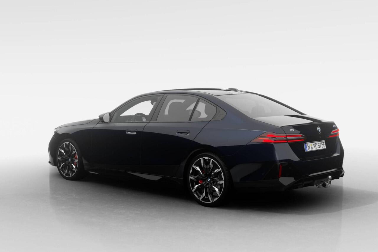 BMW i5 Sedan M60 xDrive | M Sport Pro | Innovation Pack | Travel Pack | Comfort Pack | Bowers & Wilkins Surround System | Trekhaak