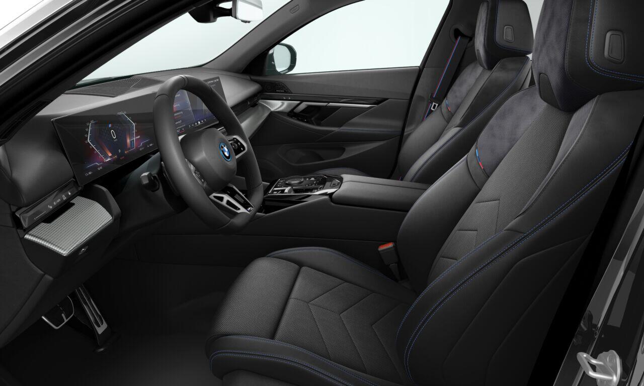 BMW i5 Touring eDrive40 | M-Sport Pro | 20'' | Trekhaak | Driv. Plus | Harman/Kardon | Stoelverw. | Getint glas