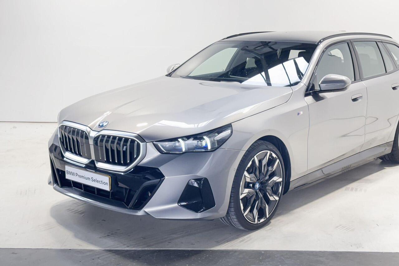 BMW i5 Touring eDrive40 M Sport Edition Innovation Pack