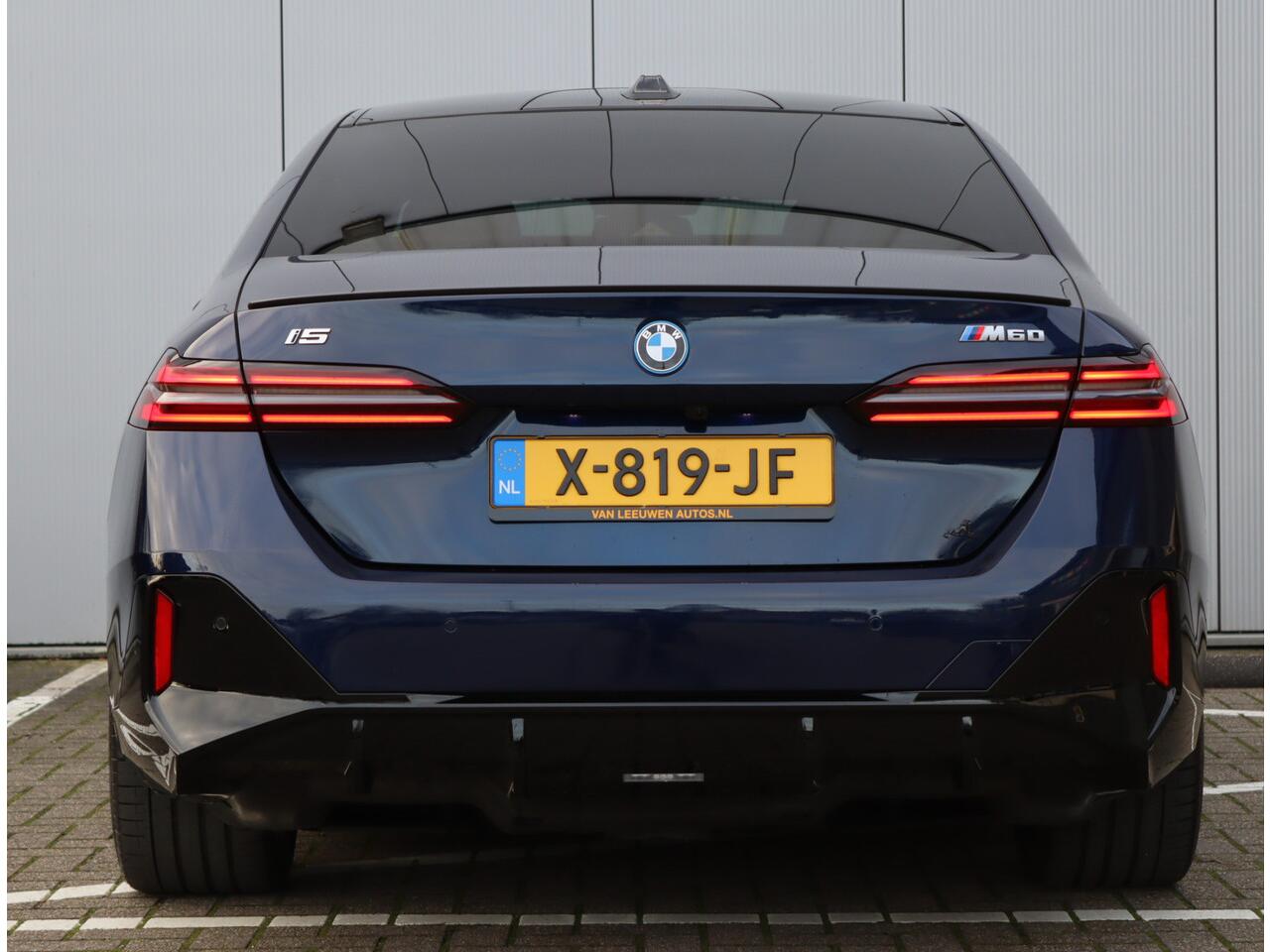 BMW i5 M60 xDrive 84 kWh | Pano | B&W | 94,9% SOH | Head-Up | NAP