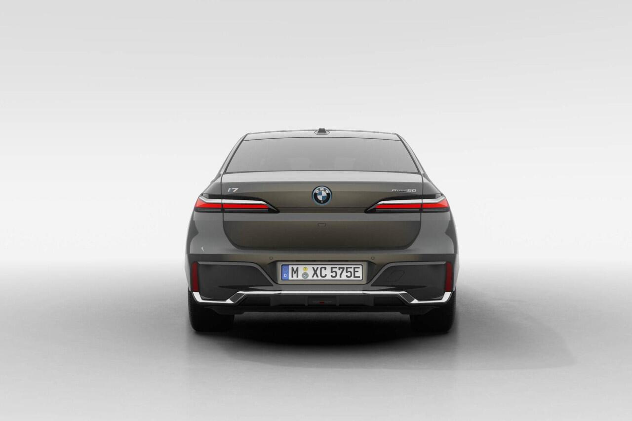 BMW i7 eDrive50 | M Sport | Innovantion Pack | Connoisseur Pack | Climate Acoustics Pack