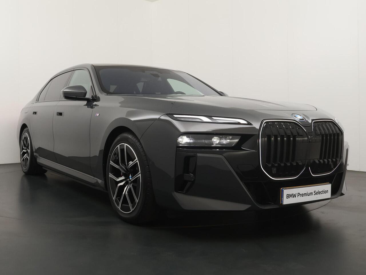 BMW i7 eDrive50 106 kWh | M Sport pro | Pano | Sky Lounge Massage |