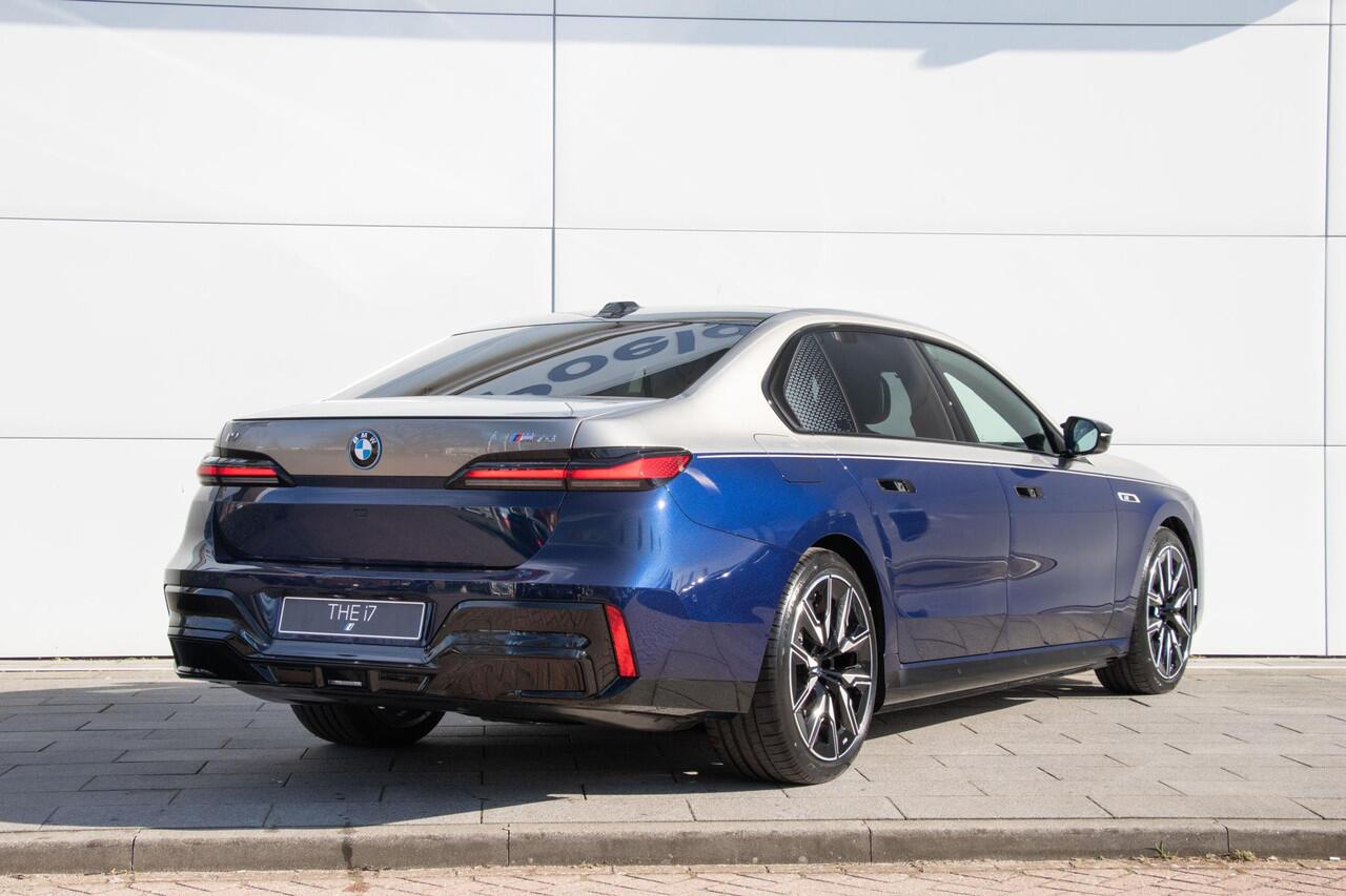 BMW i7 M70 xDrive | Selections BMW i7 M70 xDrive | Sky Lounge | Bowers & Wilkins | Connoisseur Pack