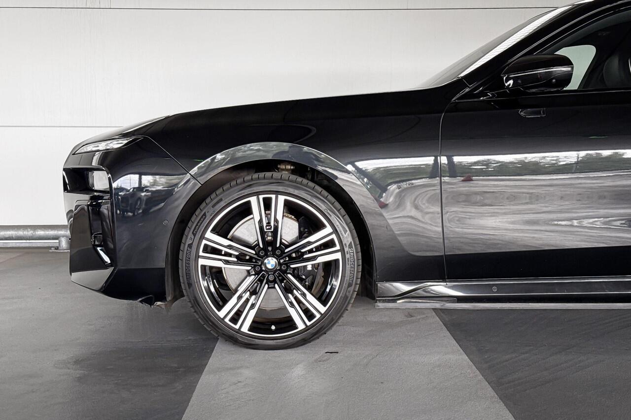 BMW i7 xDrive60 106 kWh | Selections