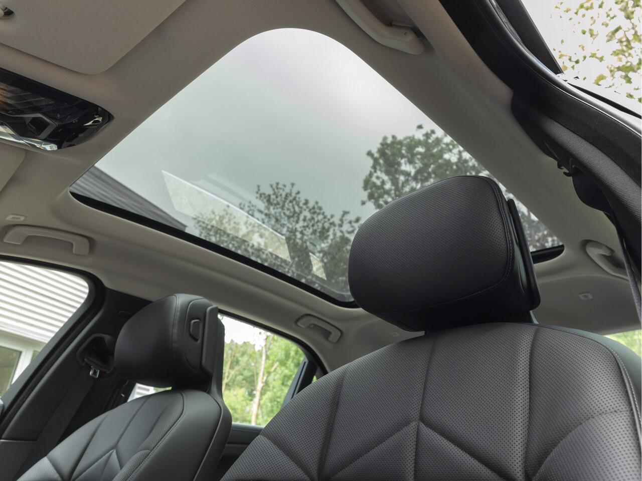 BMW i7 xDrive60 - Stoelverwarming voor + achter - Head-up Display - 106kWh