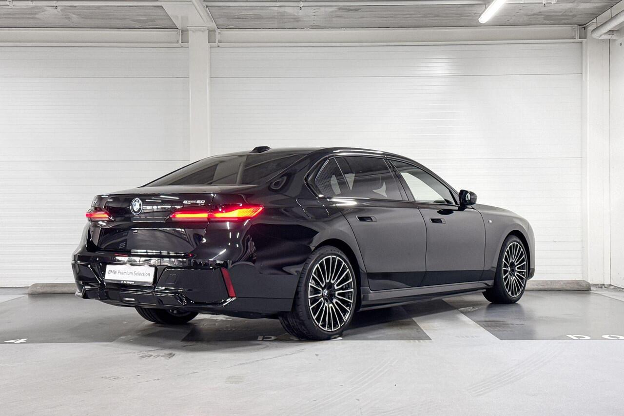 BMW i7 eDrive50 | M-Sport Pro | Innovation Pack | Executive Pack | Connoisseur Pack | Climate Acoustics Pack | Driving Assistant Professional | Parking Assistant Professional | Sky Lounge