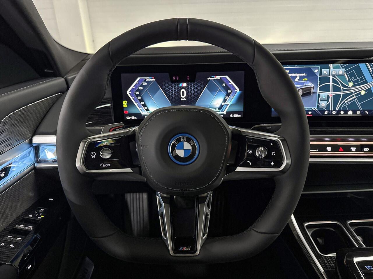 BMW i7 eDrive50 | M-Sport Pro | Innovation Pack | Executive Pack | Connoisseur Pack | Climate Acoustics Pack | Driving Assistant Professional | Parking Assistant Professional | Sky Lounge