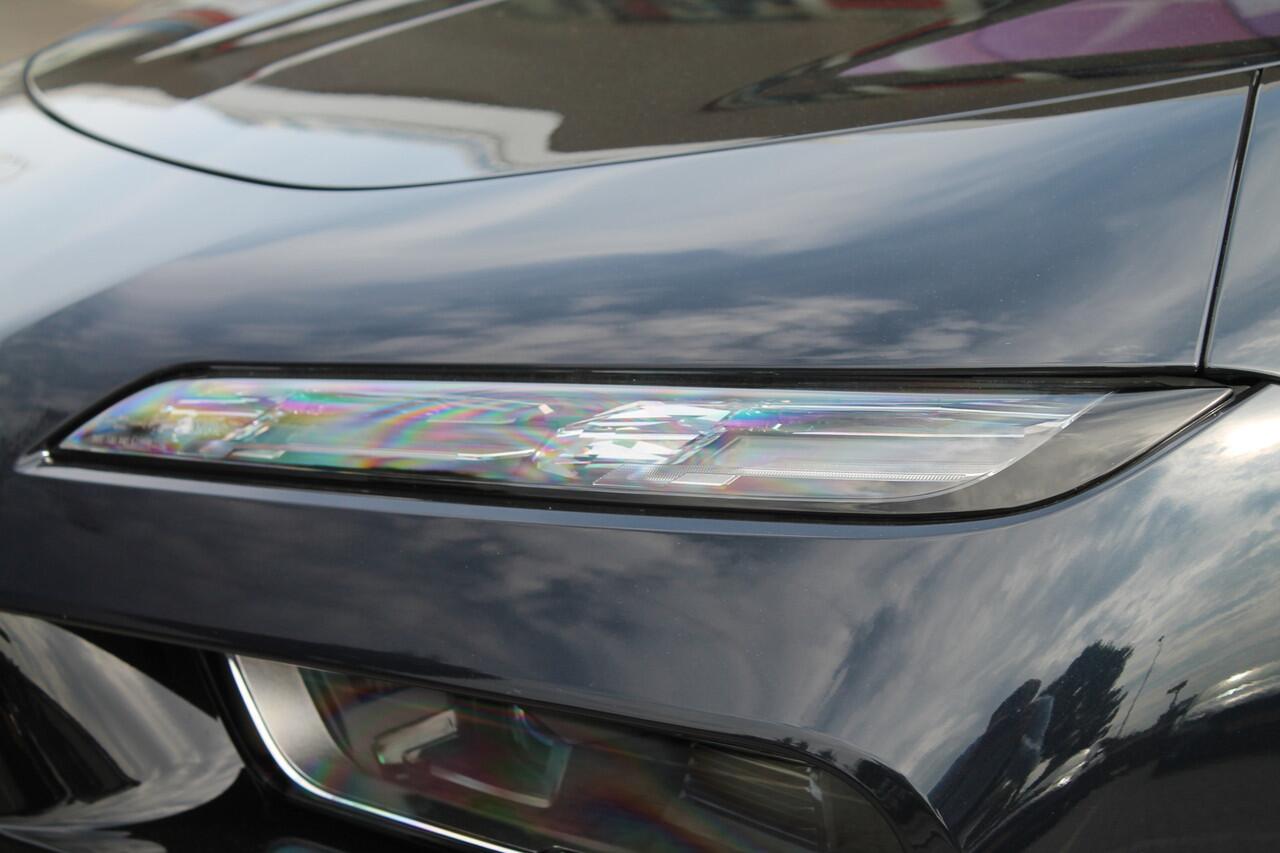 BMW i7 eDrive50 High Executive M Sport / Panoramadak Sky Lounge / Bowers & Wilkins / Massagefunctie / Parking Assistant Professional / Multifunctionele Stoelen / Integral Active Steering