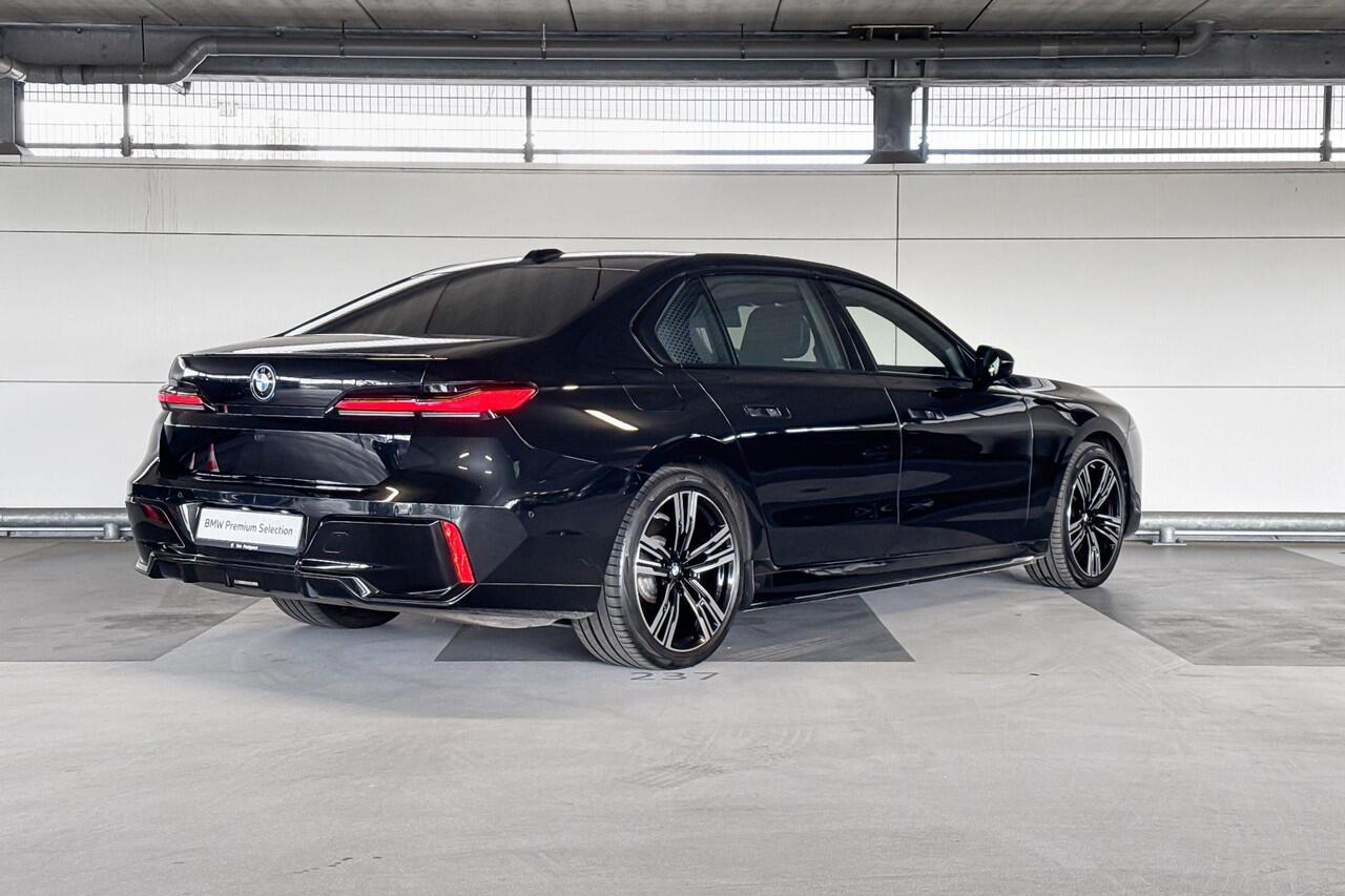 BMW i7 xDrive60 106 kWh | Selections