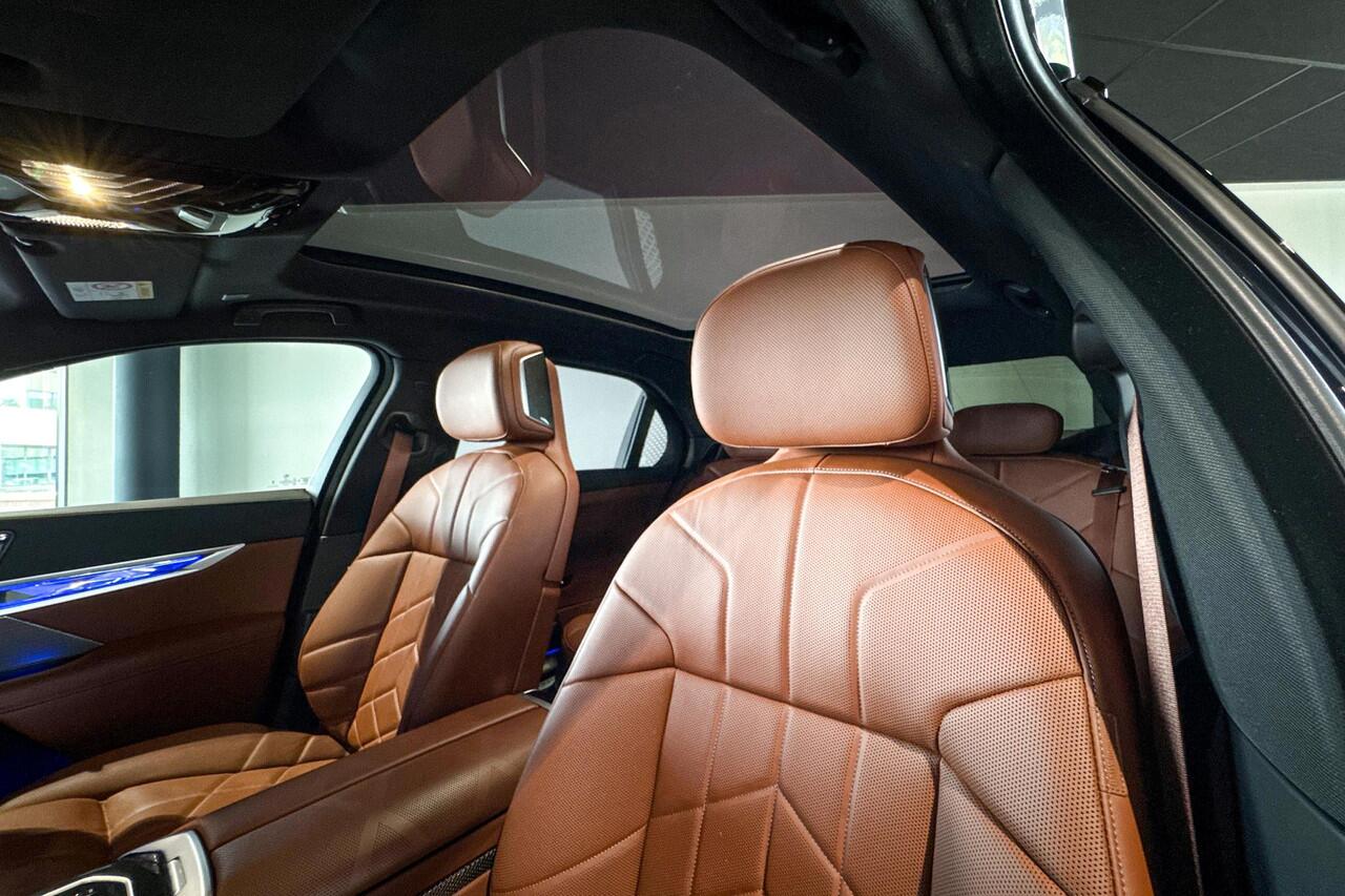 BMW i7 xDrive60 M Sport | Bowers & Wilkins | Trekhaak