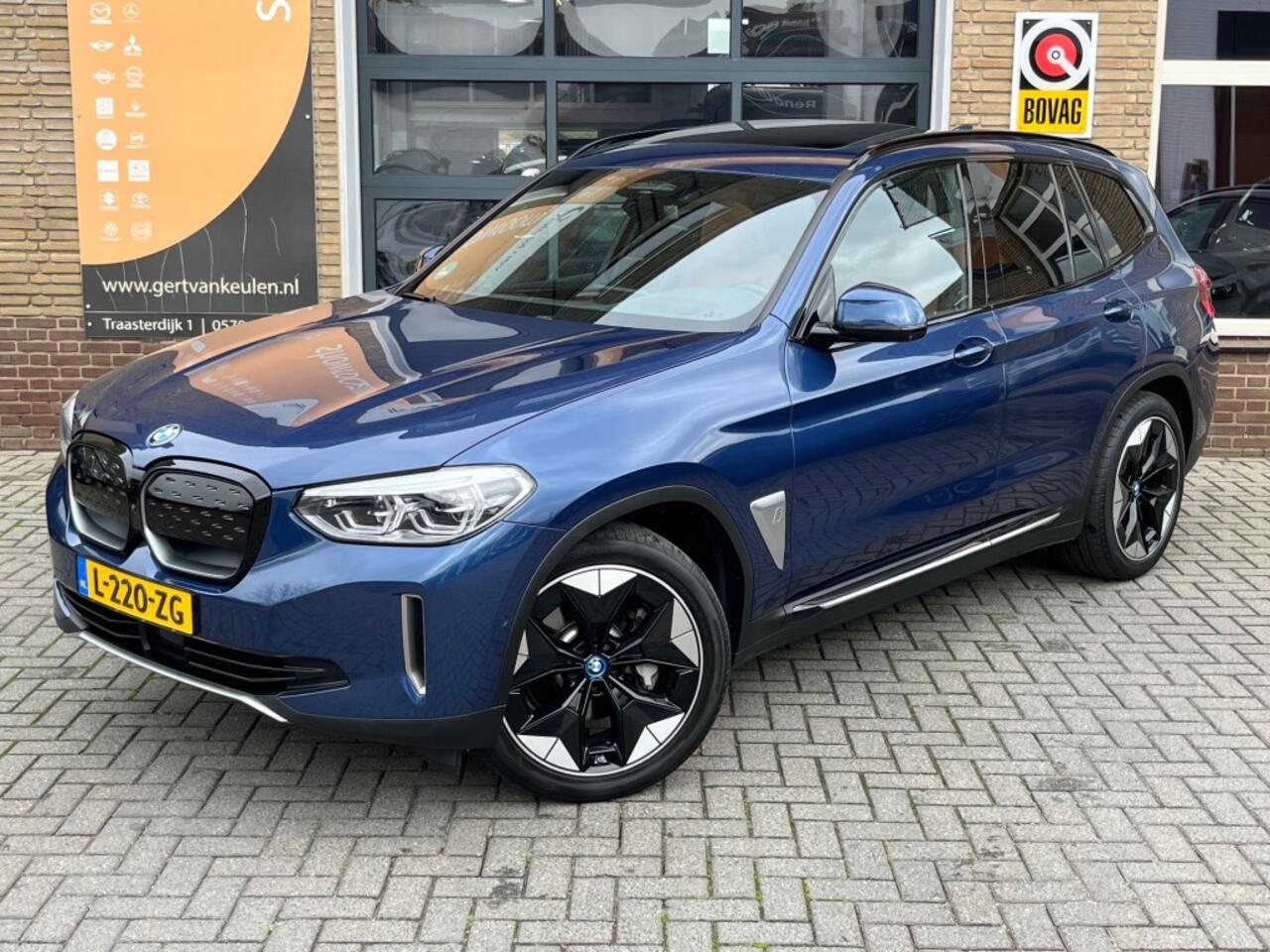BMW iX HIGH EXECUTIVE 80KWh PANODAK/LEER/TREKHAAK/LED/CAMERA/1E EIG./NL