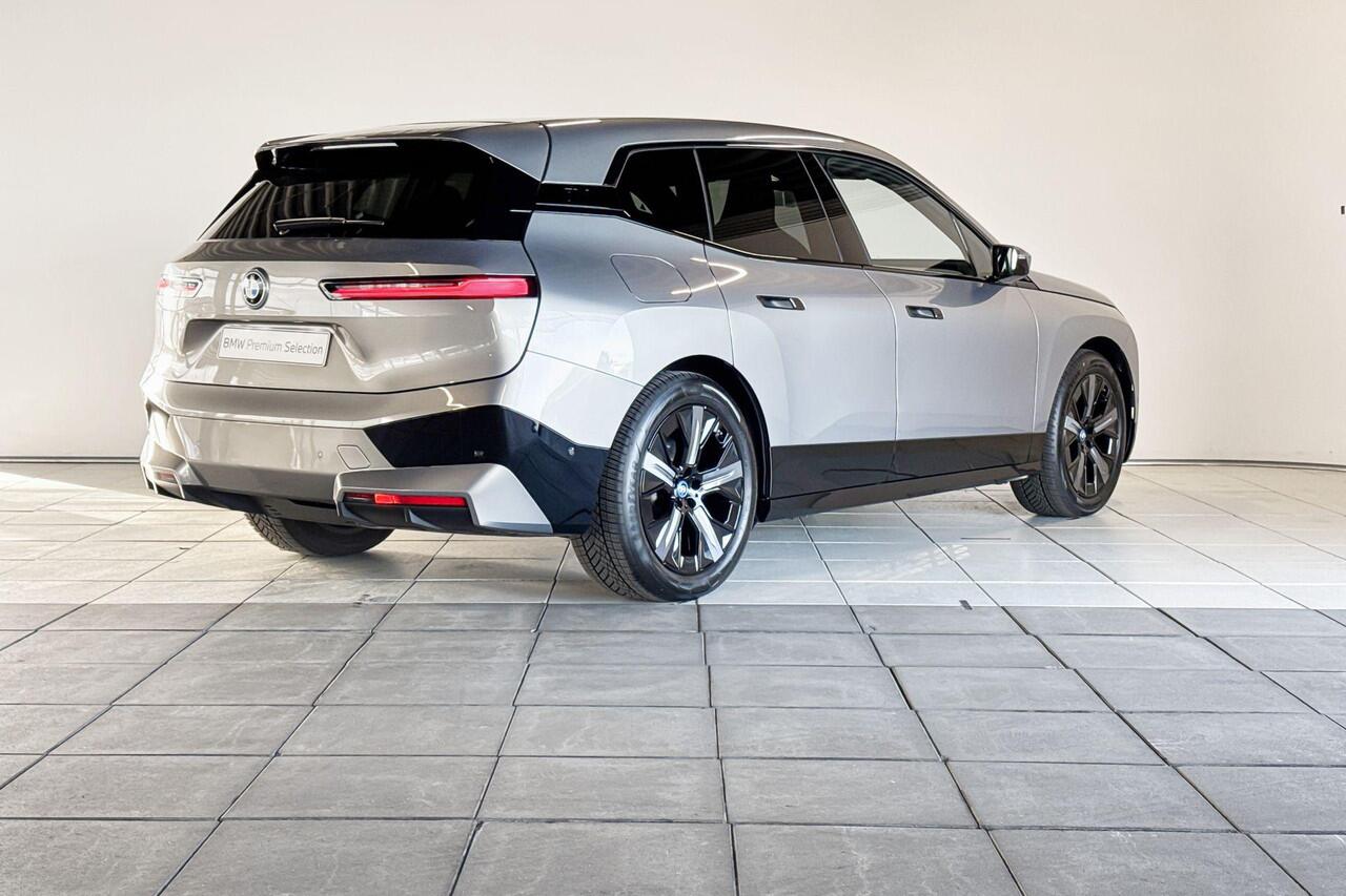 BMW iX xDrive40 Business Edition Plus Sportpakket Aut.