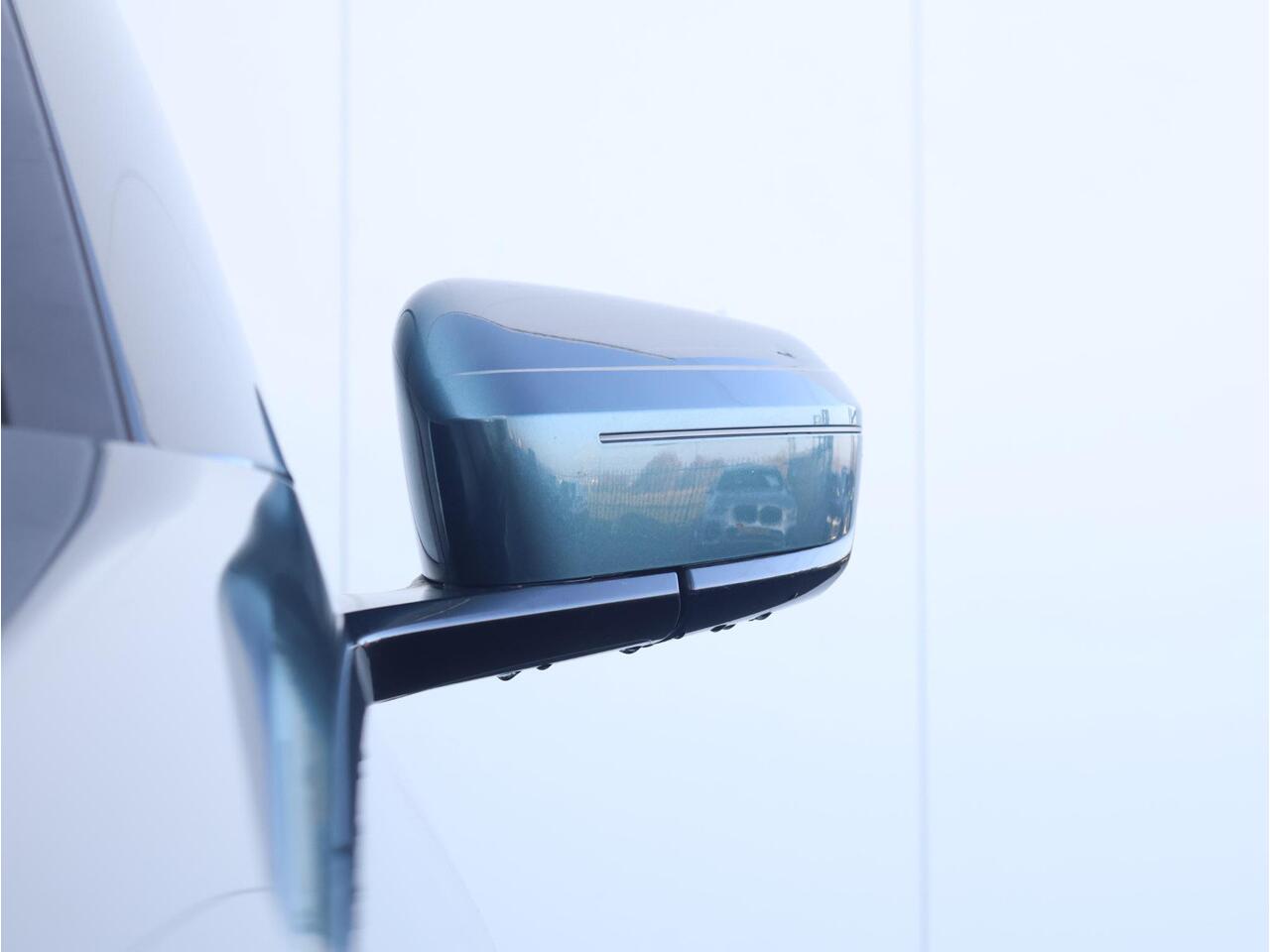 BMW iX xDrive40 High Executive 77 kWh Skylounge/ Driving Assistant Professional/ Harman-Kardon/ Sportpakket