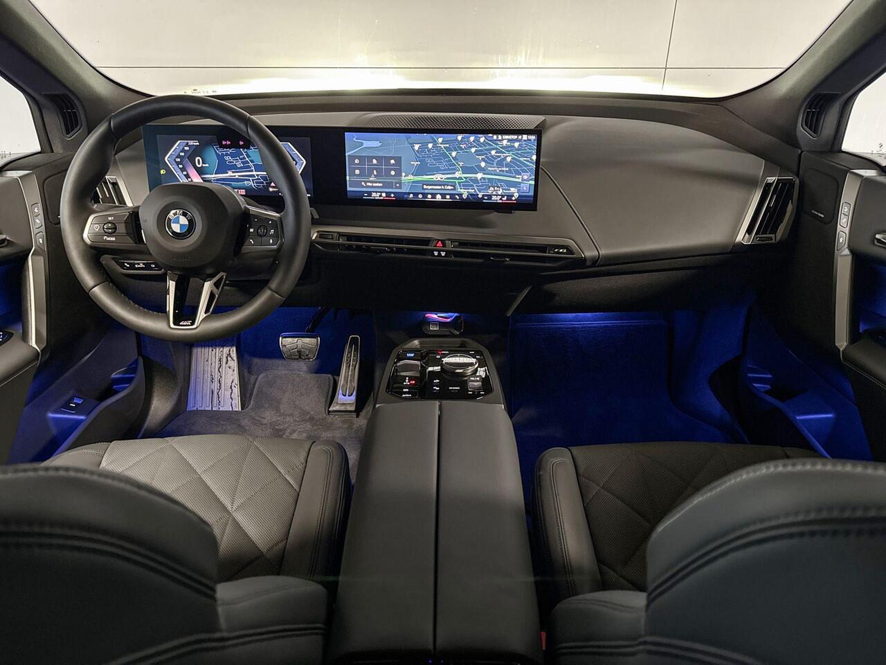 BMW iX xDrive45 101 kWh | M Sportpakket Pro | Comfort Pack | Innovation Pack