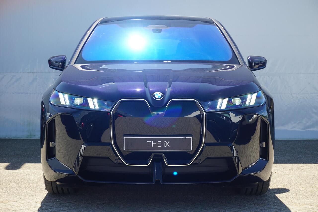 BMW iX xDrive45 | M Sportpakket Pro | Comfort Pack | Innovation Pack