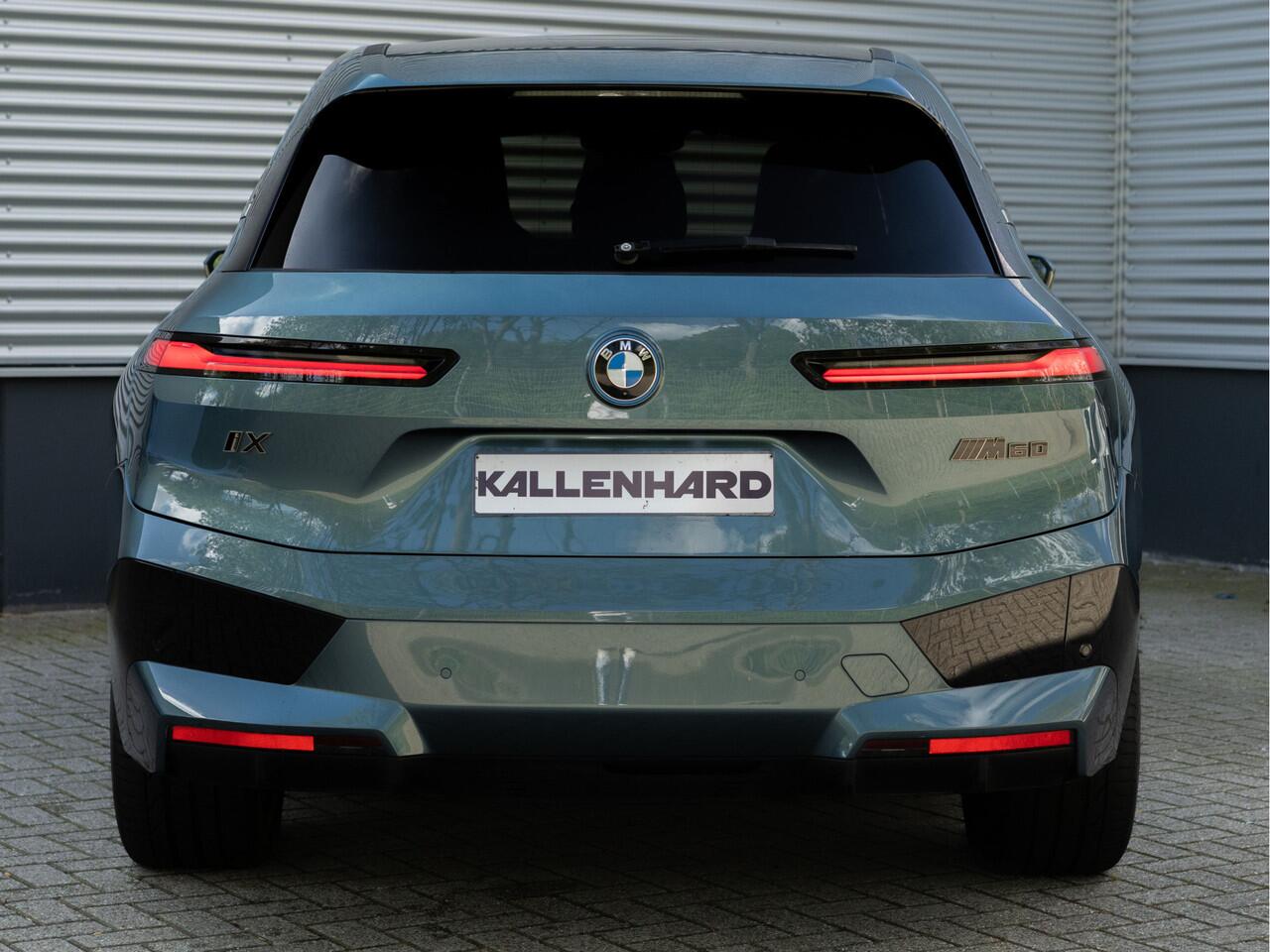 BMW iX M60 xDrive - Pano - Bowers & Wilkins - Trekhaak - Stoelventilatie