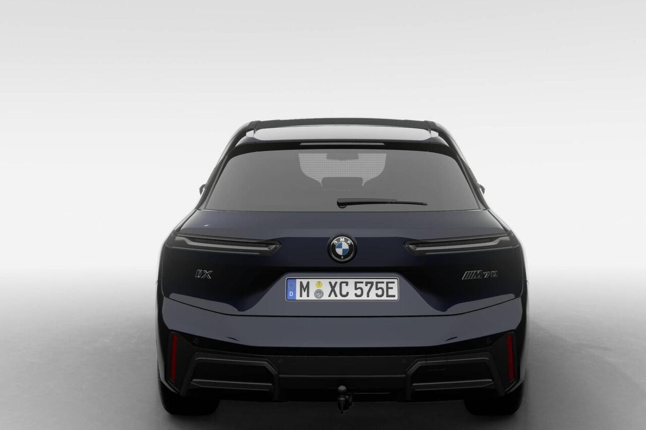 BMW iX xDrive M70 | Comfort Pack | Innovation Pack | Glazen panoramadak Sky Lounge