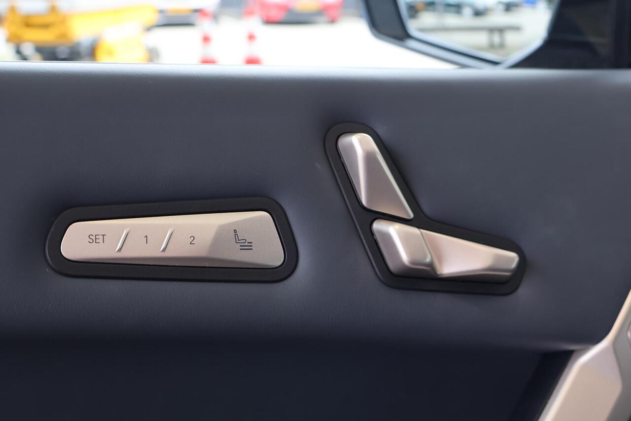 BMW iX xDrive50 | Sport Edition | Bowers & Wilkins | Panoramadak Sky Lounge | Laserlight