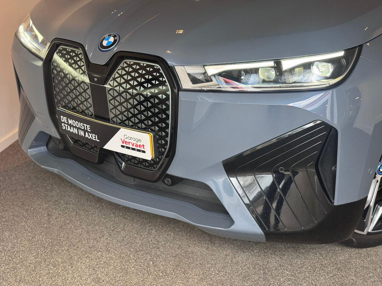 BMW iX xDrive40 High Executive 77 kWh