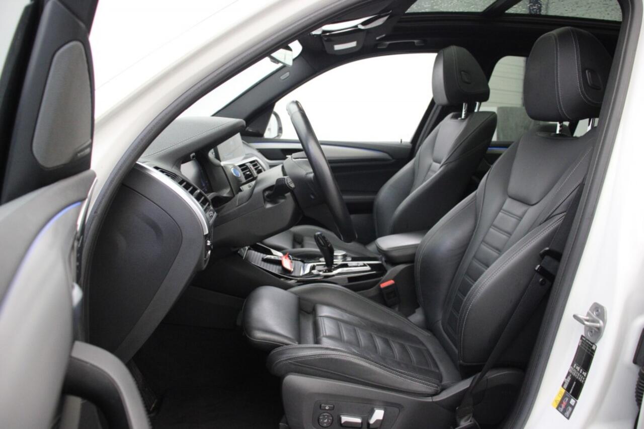 BMW iX High Executive 80 kWh - Carplay, Navi, Panorama, Leer, Camera, Stoelverw. SOH 87,4%