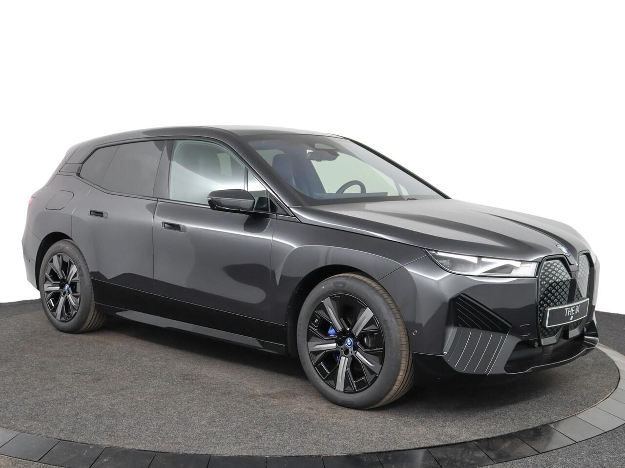 BMW iX xDrive40 | Sport Package