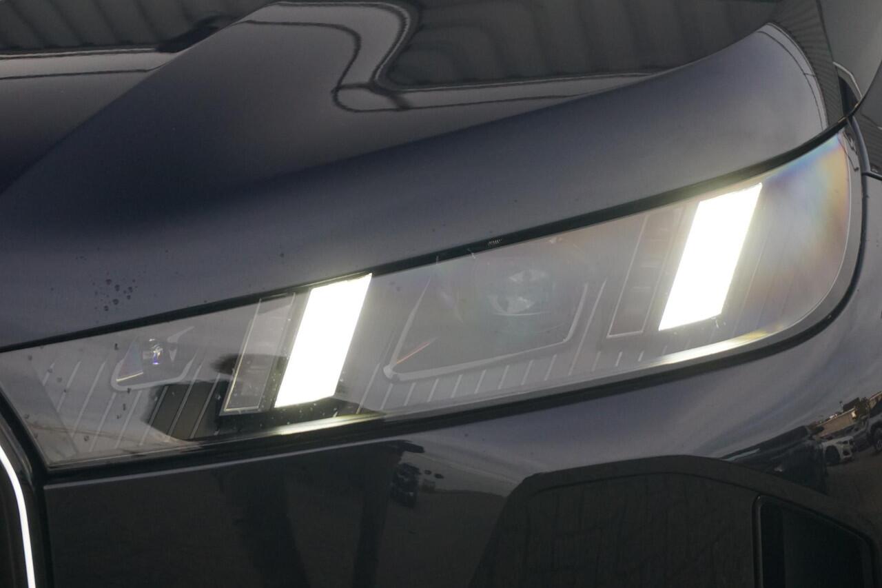 BMW iX xDrive45 101 kWh | M Sportpakket | M Sportpakket Pro | Comfort Pack | Innovation Pack