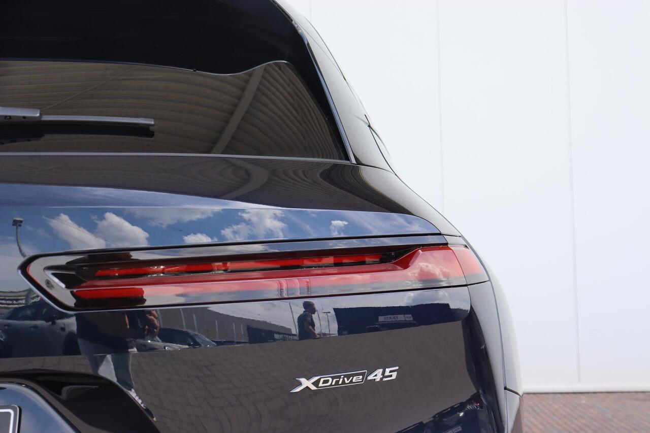 BMW iX xDrive45 | M Sportpakket | Comfort Pack | Innovation Pack