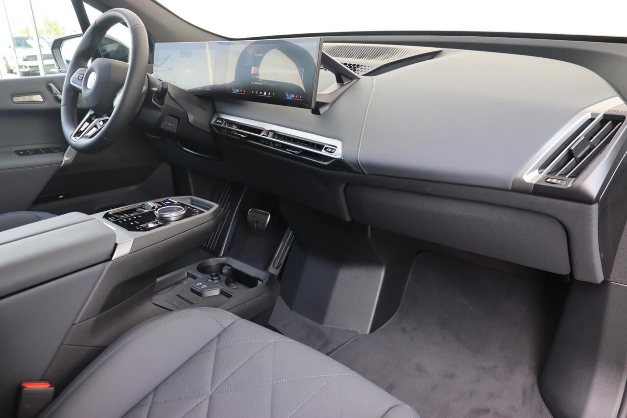 BMW iX xDrive45 | M Sportpakket | Comfort Pack | Innovation Pack