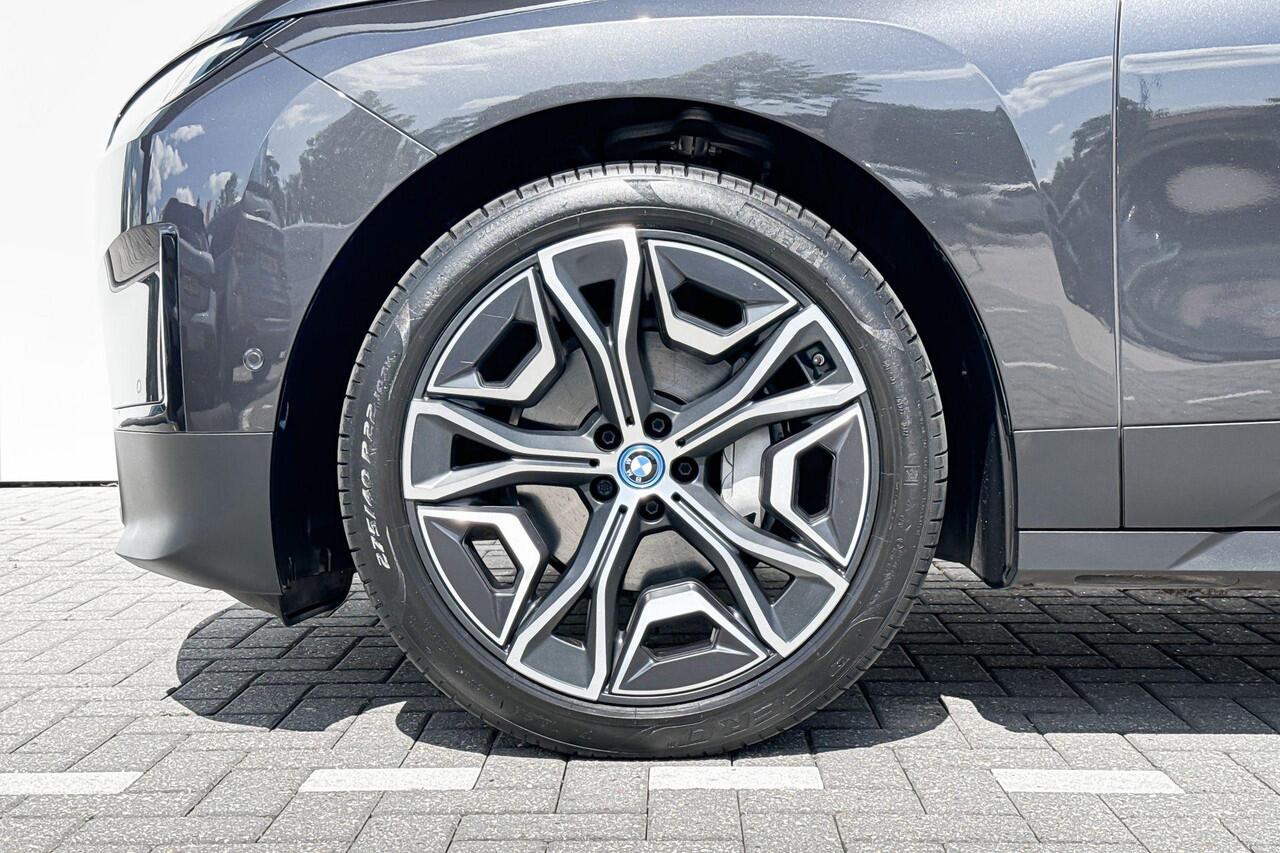 BMW iX xDrive40 High Executive 77 kWh